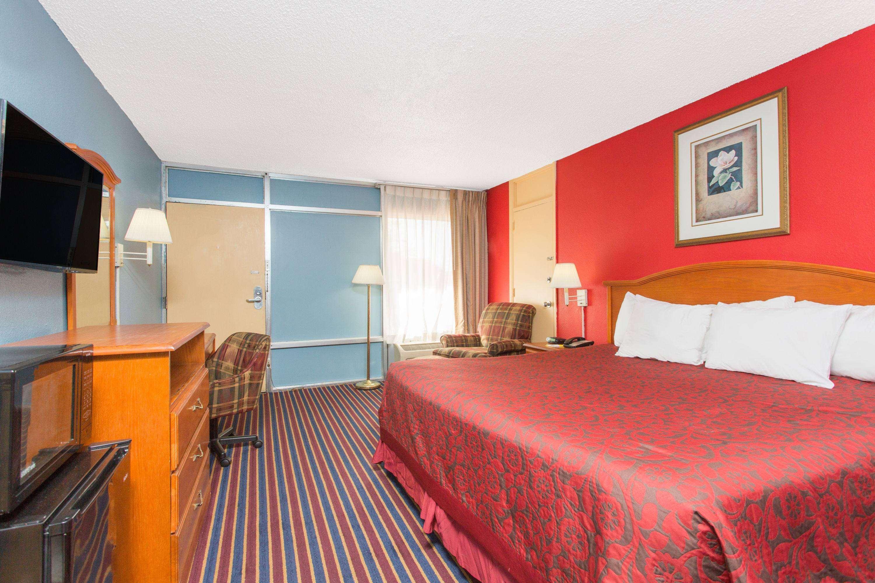 Days Inn Albany Exterior photo